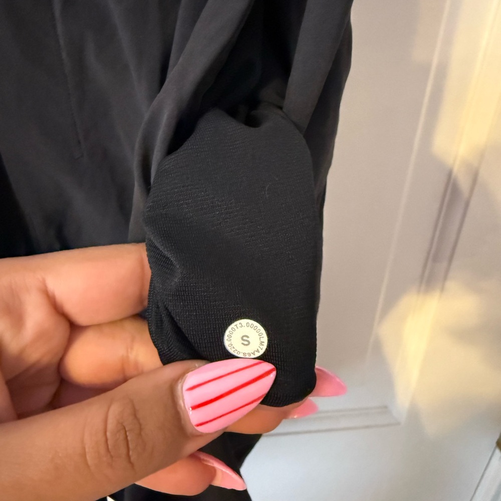 Lululemon Pace Breaker Black Athletic Shorts 7” - Picture 3 of 4